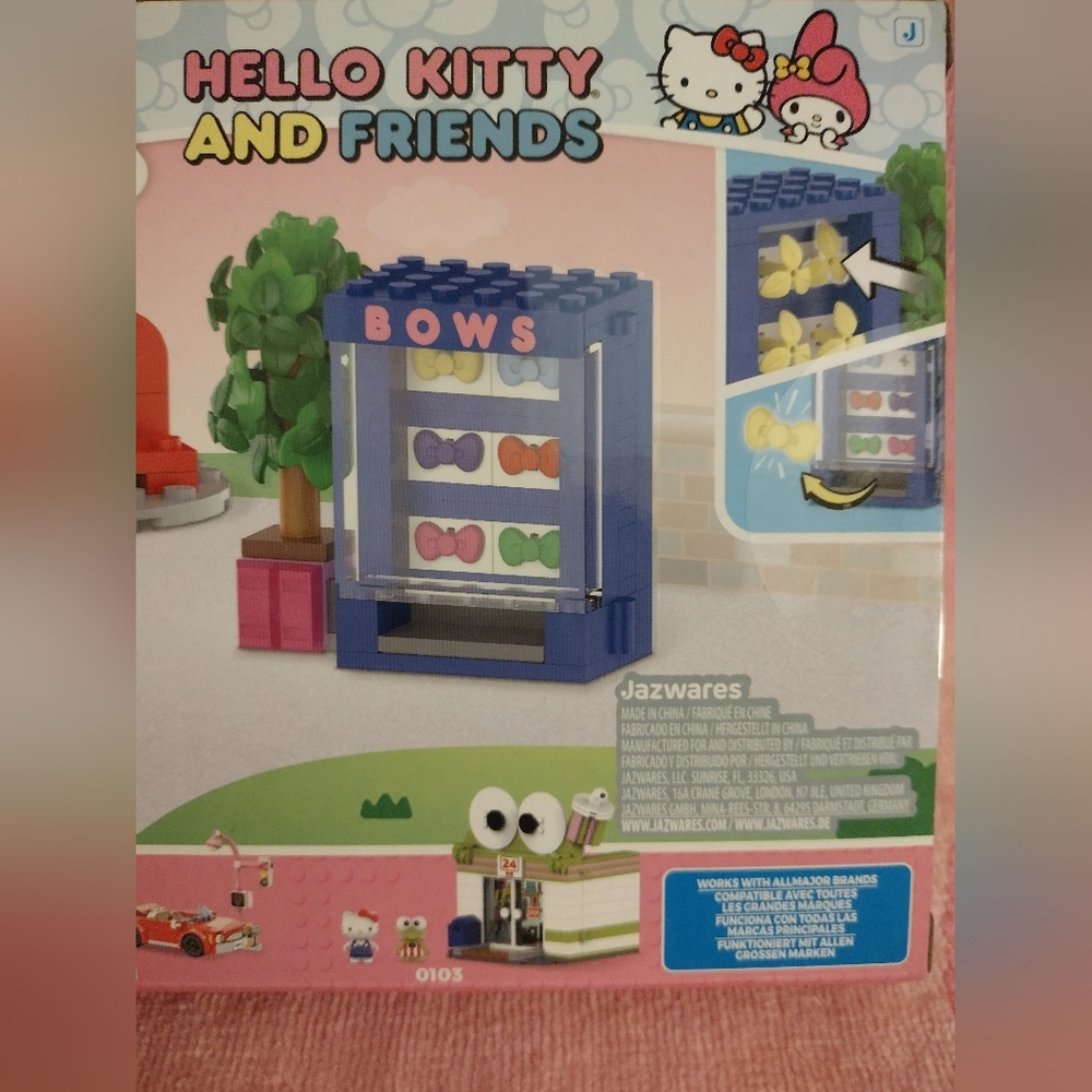 Hello Kitty & Friends BLDR Bow Dispensing Vending Machine Building Blocks Set - Picture 7 of 8